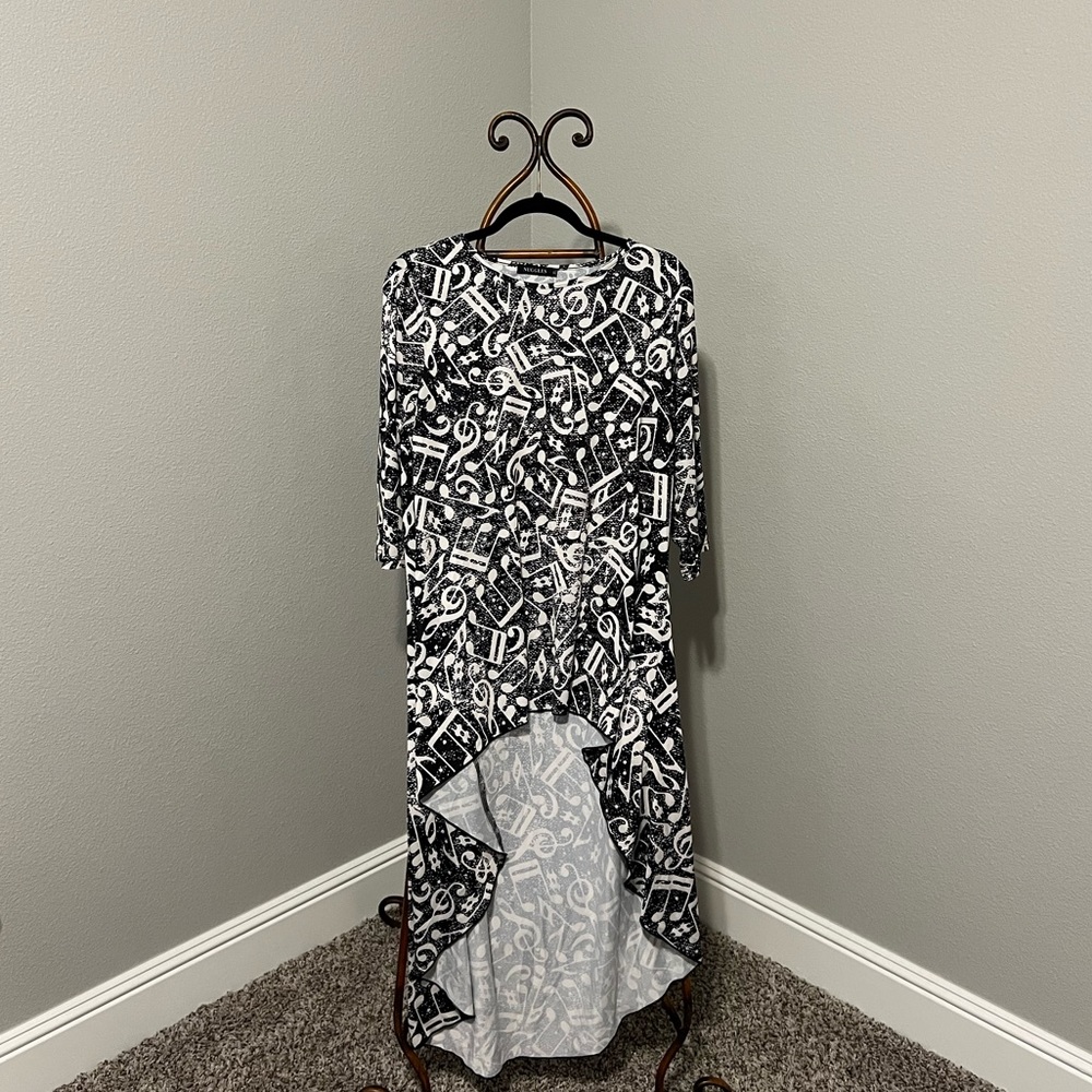 Nuggles High Low Top